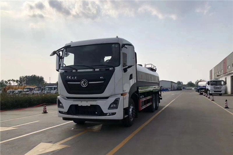 東風(fēng)天龍后八輪20噸噴霧車(chē)，國(guó)六綠化噴灑車(chē)